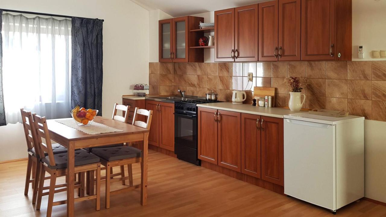 Apartman 13 Krizevci Exterior photo